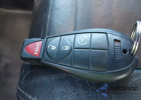 2013 Jeep Grand Cherokee Laredo z USA, uszkodzony, nr VIN 1C4RJFAG0DC655153